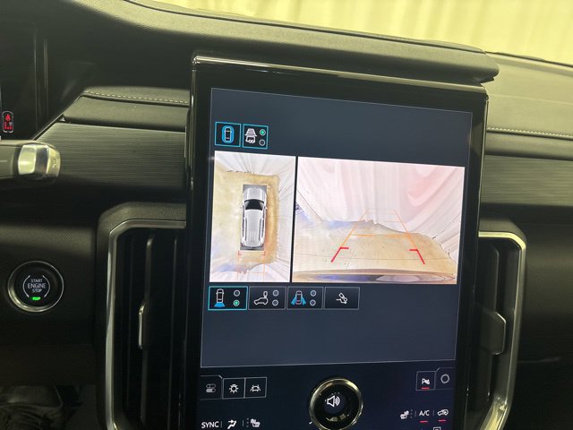 Used 2026 GMC Acadia Elevation w/ Elevation Premium Package FWD image 22