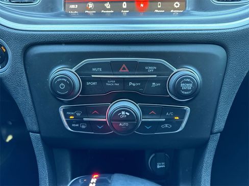 Used 2021 Dodge Charger R/T w/ Navigation & Travel Group image 19