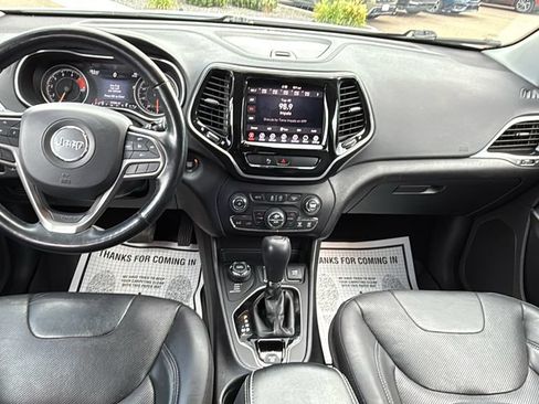 Used 2020 Jeep Cherokee Limited AWD/4WD image 16