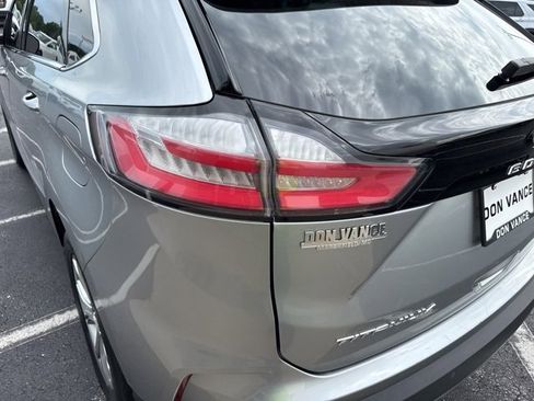 Used 2024 Ford Edge Titanium image 39
