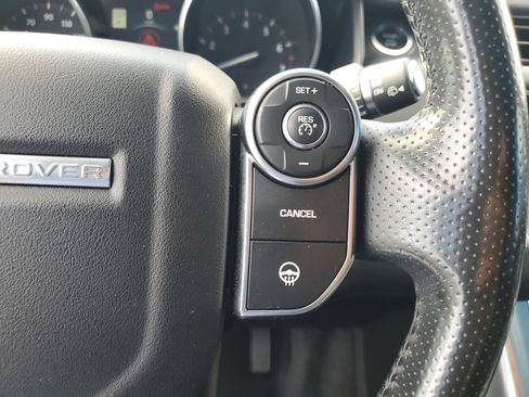 Used 2017 Land Rover Range Rover Sport HSE image 19