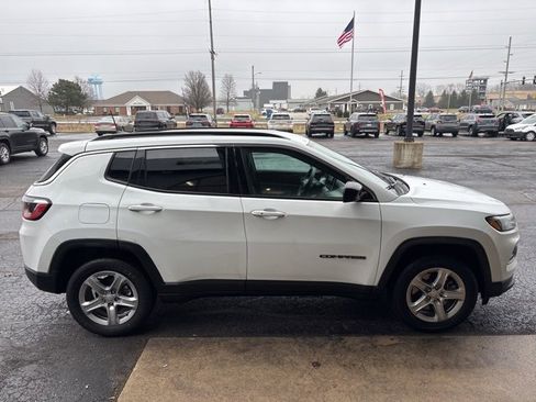 Used 2023 Jeep Compass Latitude w/ Convenience Group image 6