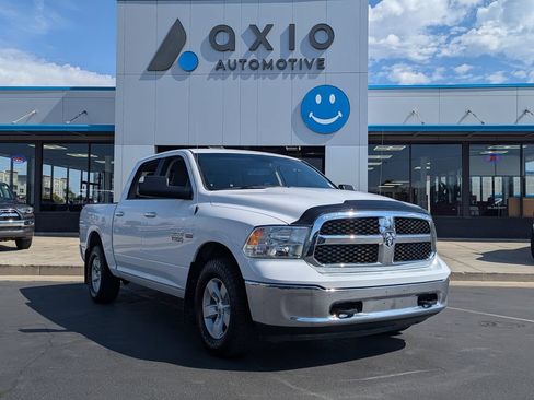Used 2015 RAM 1500 Classic SLT AWD/4WD image 1