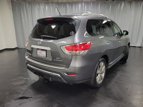 Used 2016 Nissan Pathfinder Platinum AWD/4WD image 9