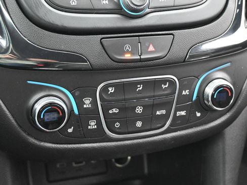 Used 2024 Chevrolet Equinox RS w/ LPO, Floor Liner Package image 14