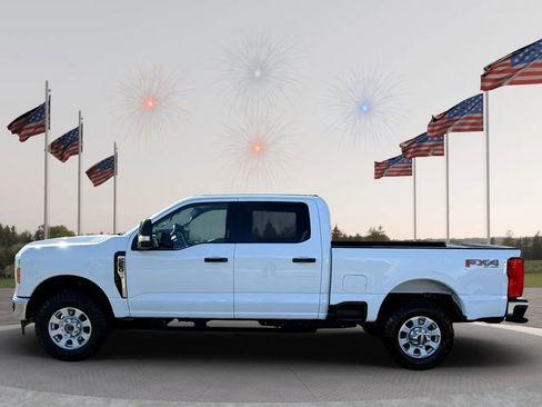 Used 2024 Ford F250 XLT w/ FX4 Off-Road Package image 10