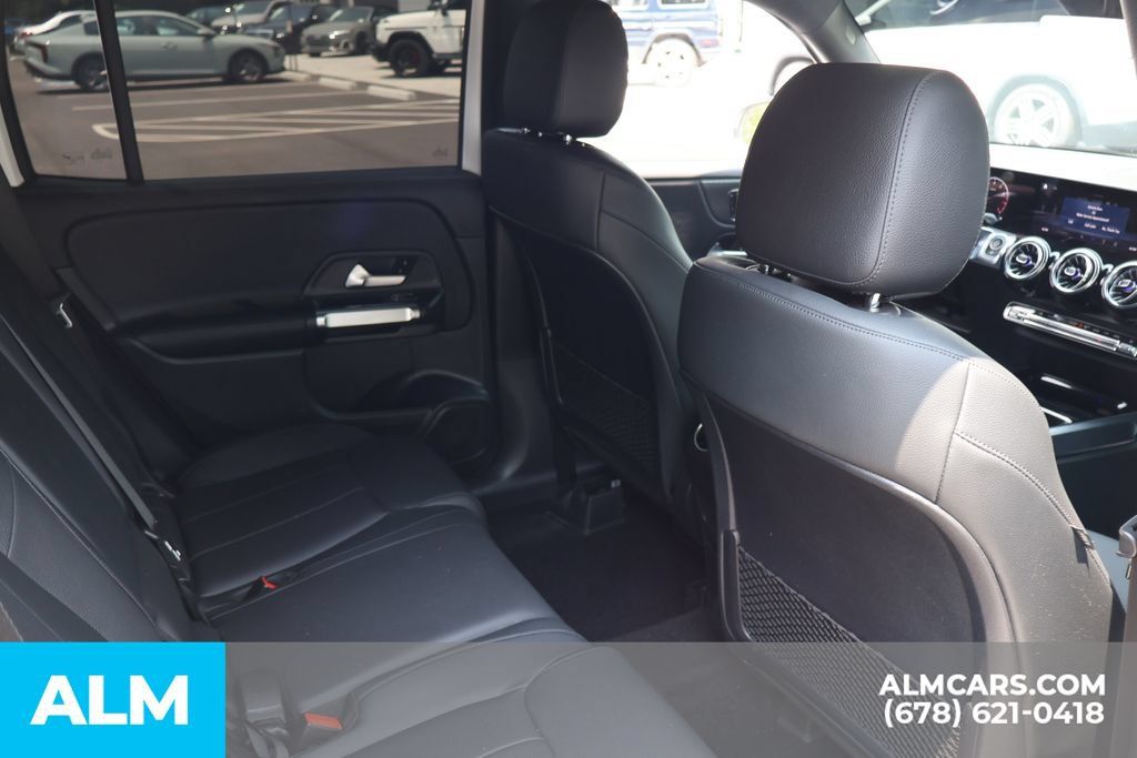 Used 2024 Mercedes-Benz GLB 250 image 26