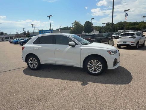 Used 2023 Audi Q3 2.0T Premium Plus AWD/4WD image 9