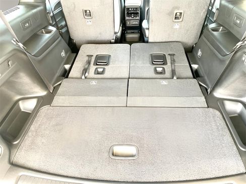 New 2025 Jeep Grand Cherokee L Limited w/ Black Appearance Package image 28