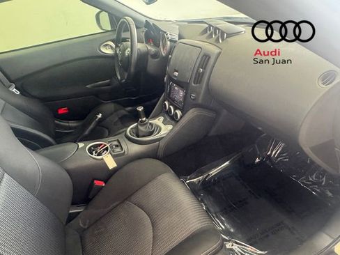 Used 2020 Nissan 370Z Coupe RWD image 29