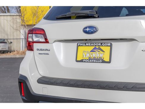 Used 2019 Subaru Outback 2.5i Premium image 28