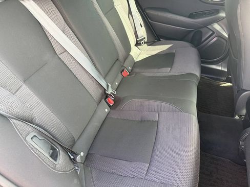 Used 2023 Subaru Outback Premium AWD/4WD image 17