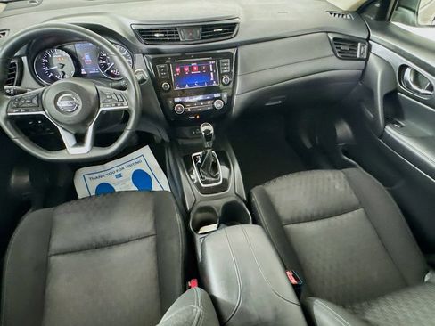 Used 2018 Nissan Rogue SV AWD/4WD image 25