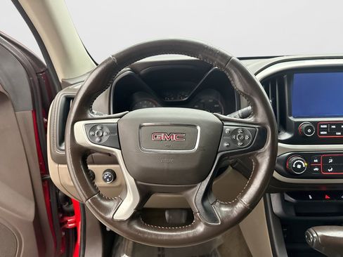 Used 2015 GMC Canyon SLE AWD/4WD image 12