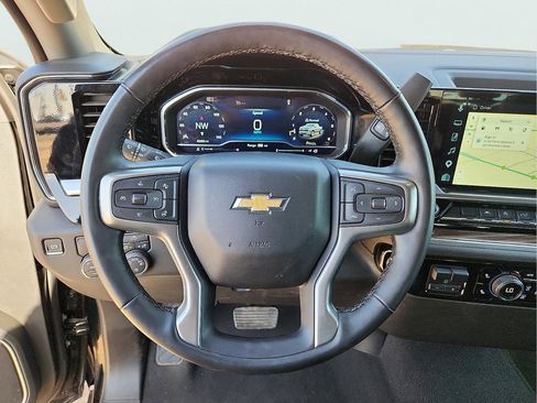 Used 2025 Chevrolet Silverado 1500 LT image 21