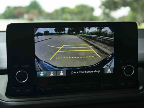Used 2025 Honda Accord SE image 31