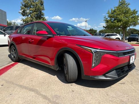 Used 2025 Kia K4 FWD image 4