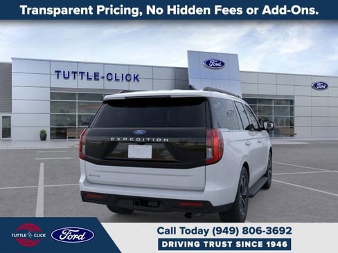 New 2026 Ford Expedition Active image 8