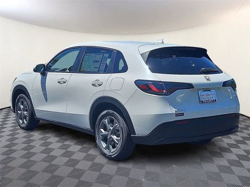 New 2026 Honda HR-V LX image 4