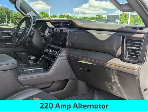 Used 2023 GMC Sierra 1500 AT4 w/ Technology Package image 33