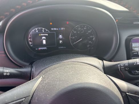 Used 2021 Nissan Kicks SR w/ Interior Electronics Package image 17