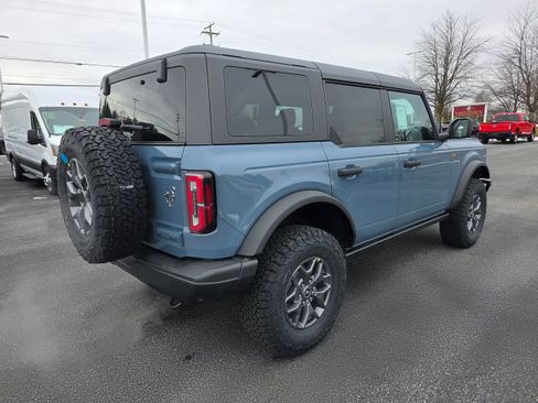 New 2025 Ford Bronco Badlands image 5