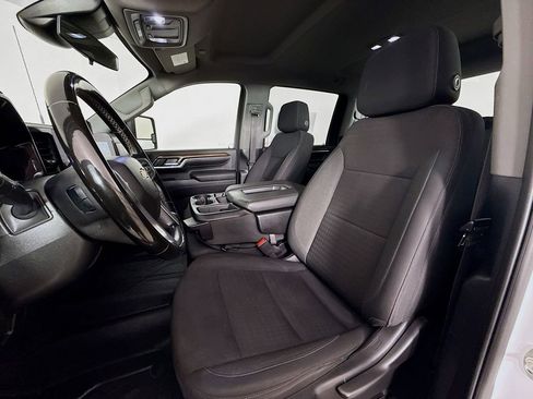 Used 2024 Chevrolet Silverado 3500 LT image 24