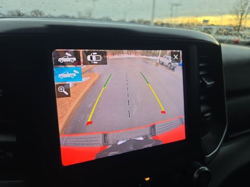 Used 2020 RAM 2500 Big Horn w/ Level 2 Equipment Group image 15