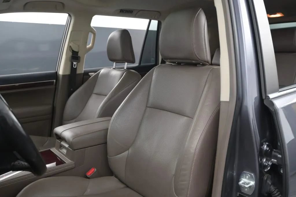 Used 2018 Lexus GX 460 Premium w/ Premium Package AWD/4WD image 41