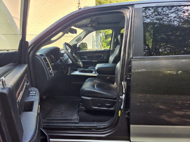 Used 2016 RAM 2500 Laramie w/ Convenience Group AWD/4WD image 10