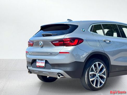Used 2023 BMW X2 xDrive28i w/ Convenience Package AWD/4WD image 10