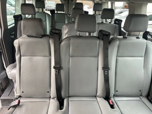 Used 2018 Ford Transit 350 XL image 24