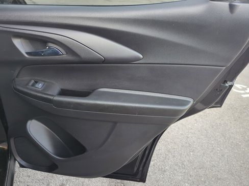 Used 2023 Chevrolet TrailBlazer LT w/ Convenience Package image 31