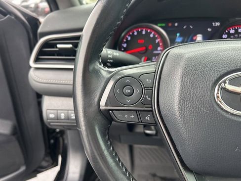 Used 2021 Toyota Camry XSE image 18