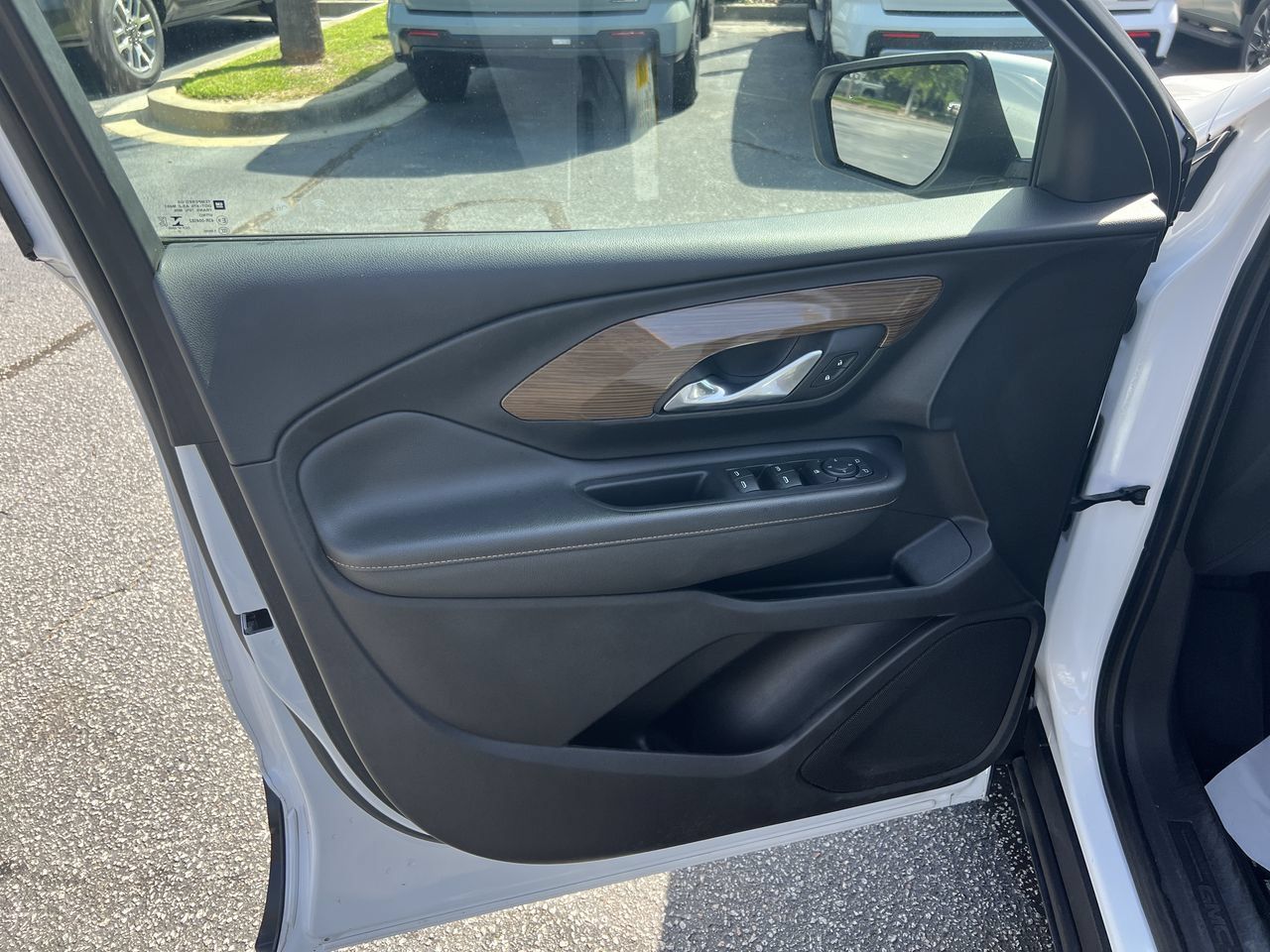 Used 2018 GMC Terrain SLE FWD image 14
