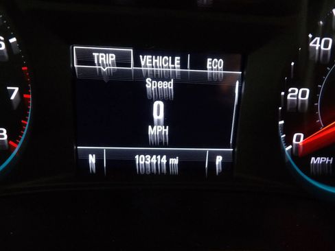 Used 2020 Chevrolet Malibu LS w/ LPO, Convenience Package 2 FWD image 17