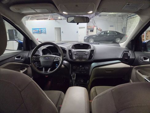 Used 2018 Ford Escape SE FWD image 34