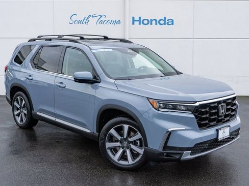 Certified 2025 Honda Pilot Elite image 2