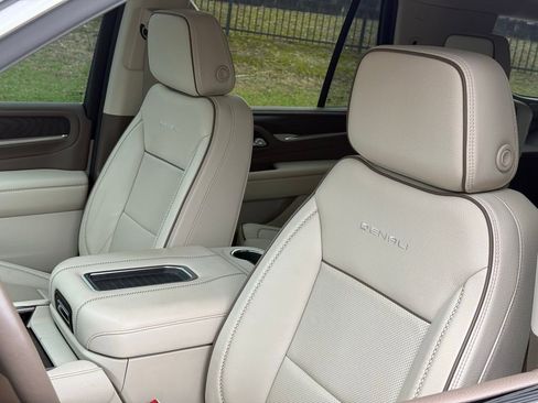 Used 2022 GMC Yukon Denali image 21