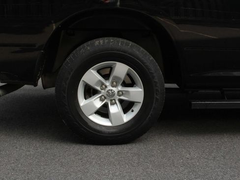 Used 2020 RAM 1500 Tradesman w/ Chrome Plus Package RWD image 5