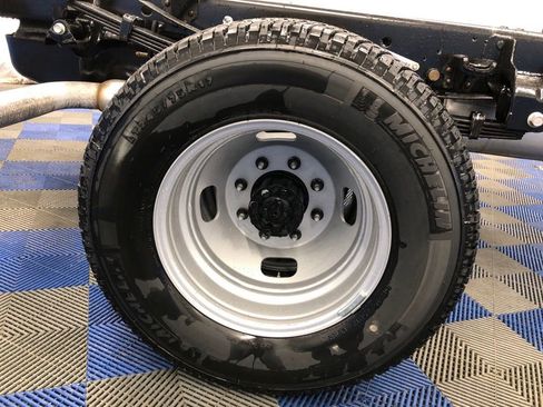 New 2026 Ford F350 XL w/ XL Chrome Package AWD/4WD image 23
