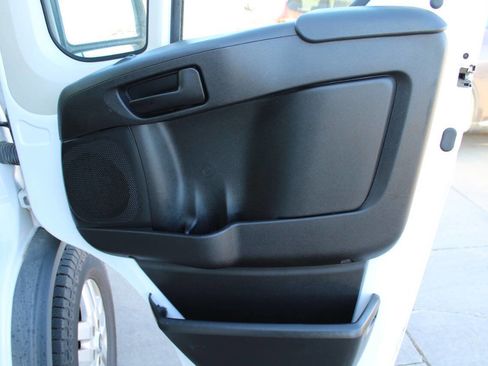 Used 2016 RAM ProMaster 3500 w/ Premium Appearance Group image 5