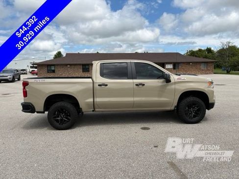 Used 2022 Chevrolet Silverado 1500 LT Trail Boss w/ Protection Package AWD/4WD image 9