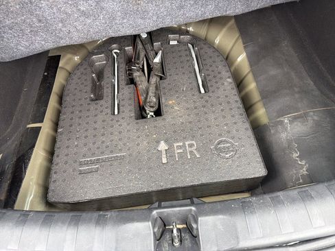 Used 2020 Nissan Kicks SR image 23