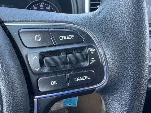 Used 2017 Kia Sportage LX AWD/4WD image 17