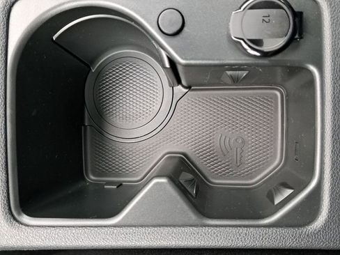 New 2026 Volkswagen GTI SE FWD image 24