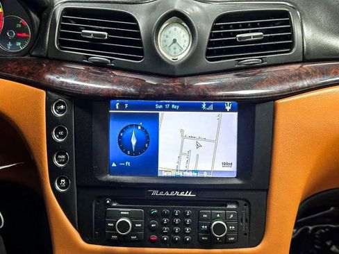 Used 2016 Maserati GranTurismo Sport RWD image 21