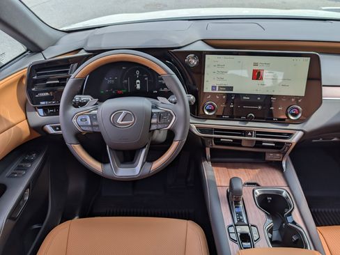 New 2026 Lexus RX 350h AWD/4WD image 13