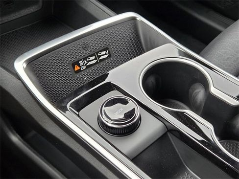 New 2026 Chevrolet Equinox LT image 29