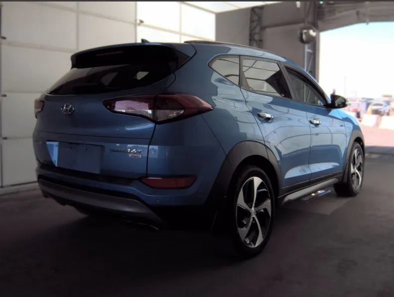 Used 2016 Hyundai Tucson Limited w/ Option Group 03 AWD/4WD image 2